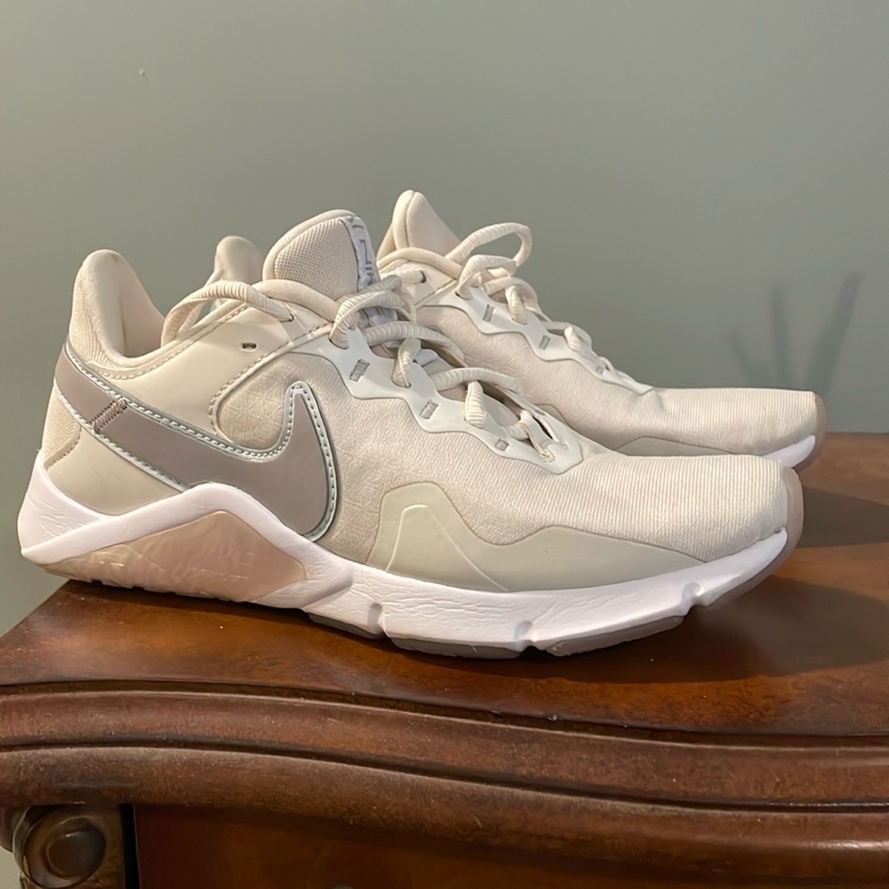 Nike Legend